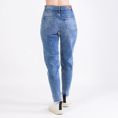 Molly raw edgeThumbnail