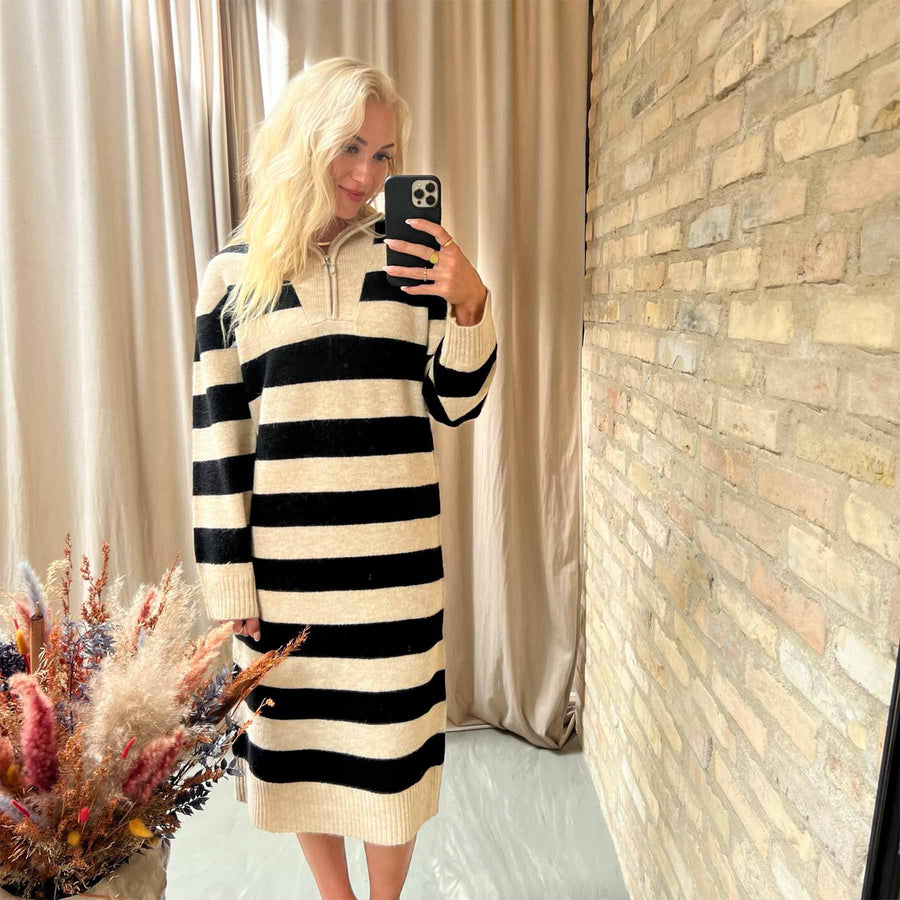Objminna l/s zip knit dress