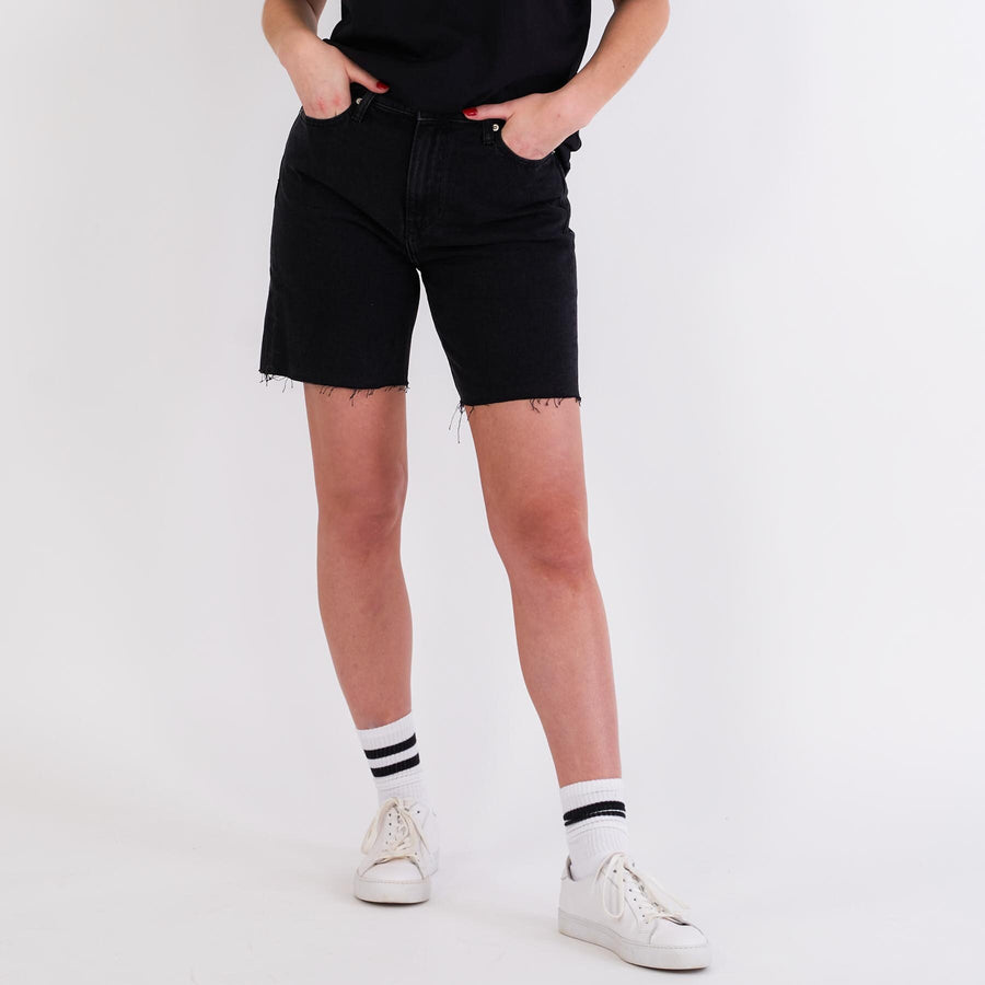 Bermuda mom short