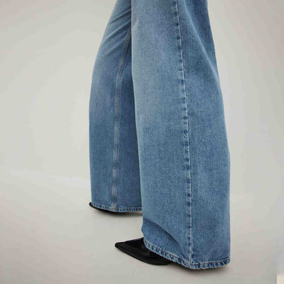 Wide high waist jeanThumbnail