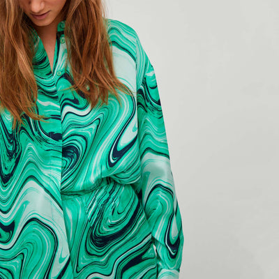 Visallys sateen shirtThumbnail