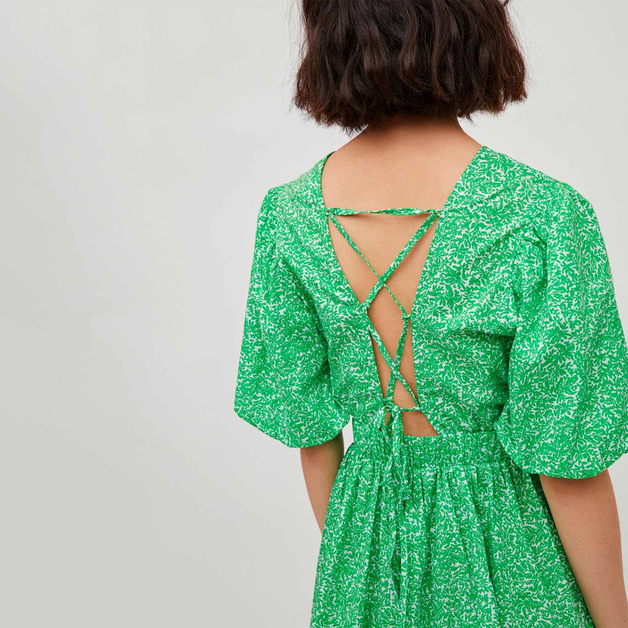 Vinooka s/s detailed