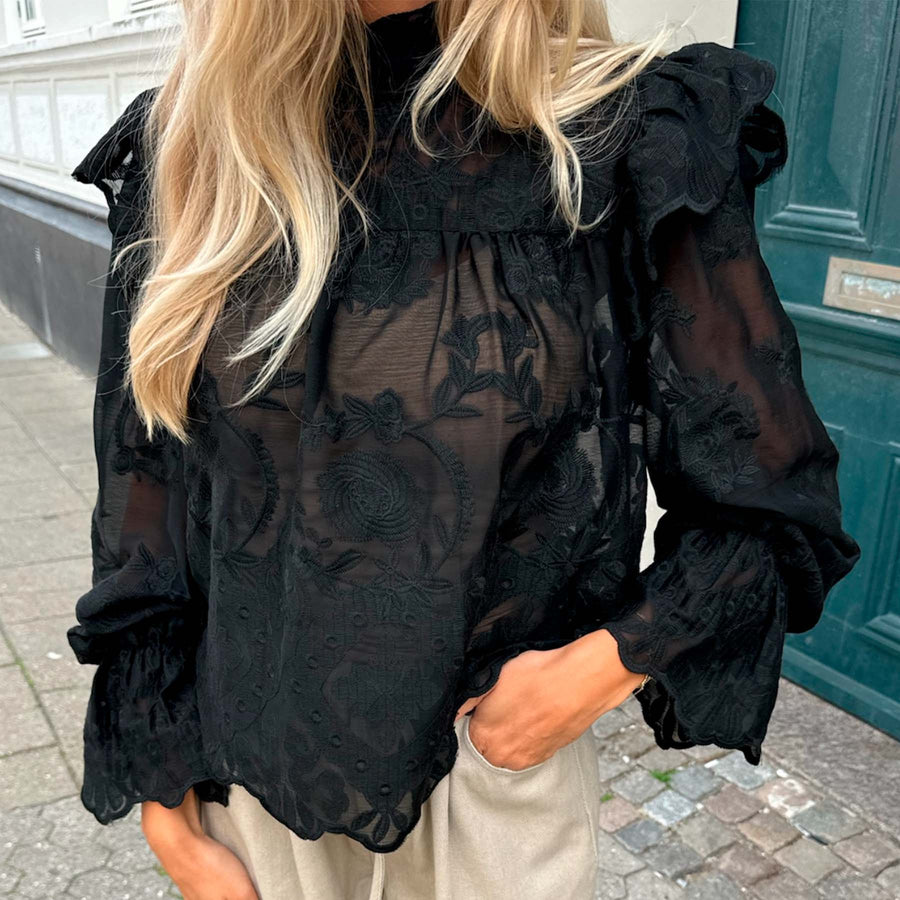 Ellinoric lace shirt