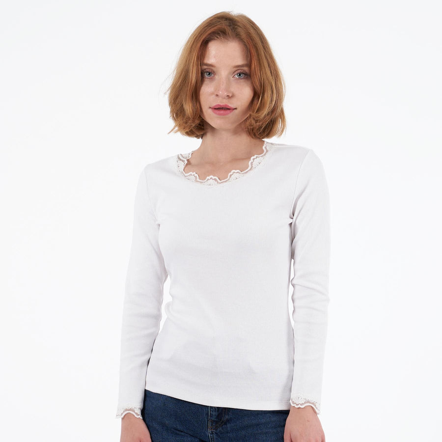 Purodine lace blouse