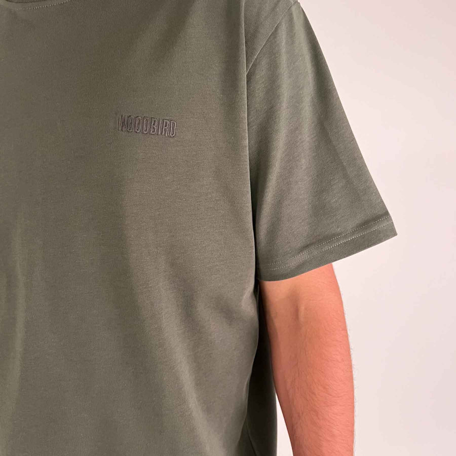 Wbbaine base tee