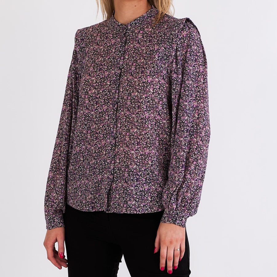 Hedda rikkelie shirt