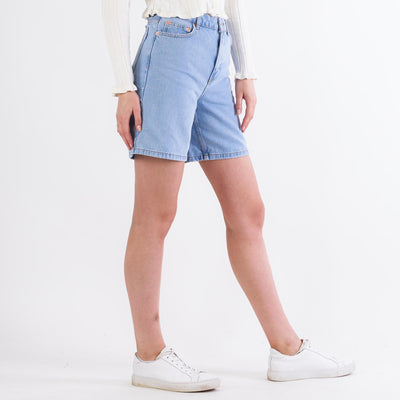 Maggie brando shortsThumbnail