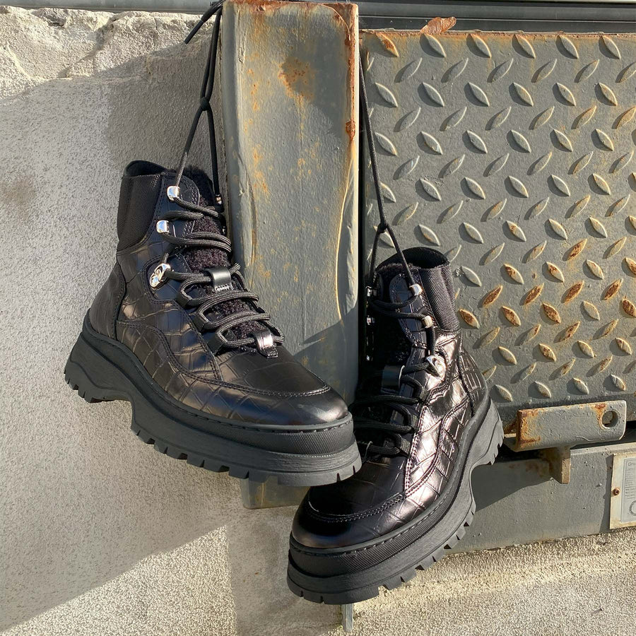 Unao city hiker boot