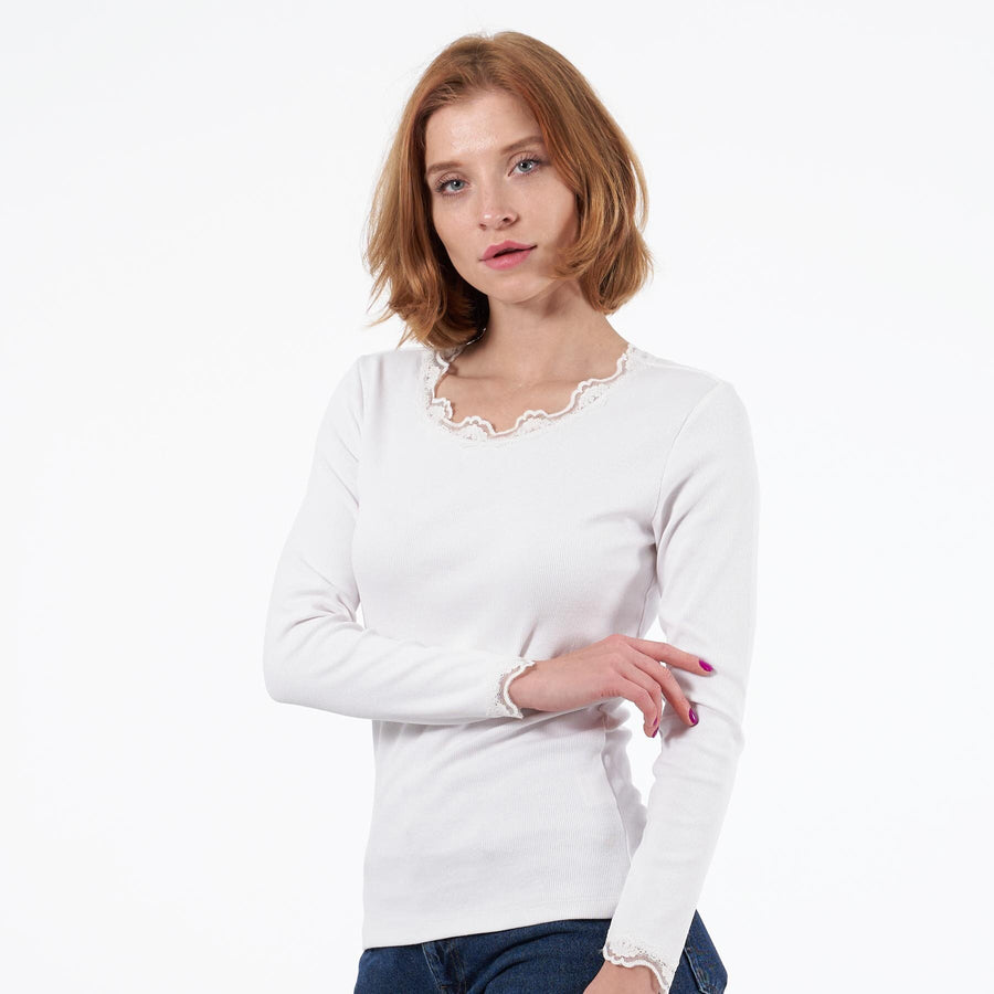 Purodine lace blouse