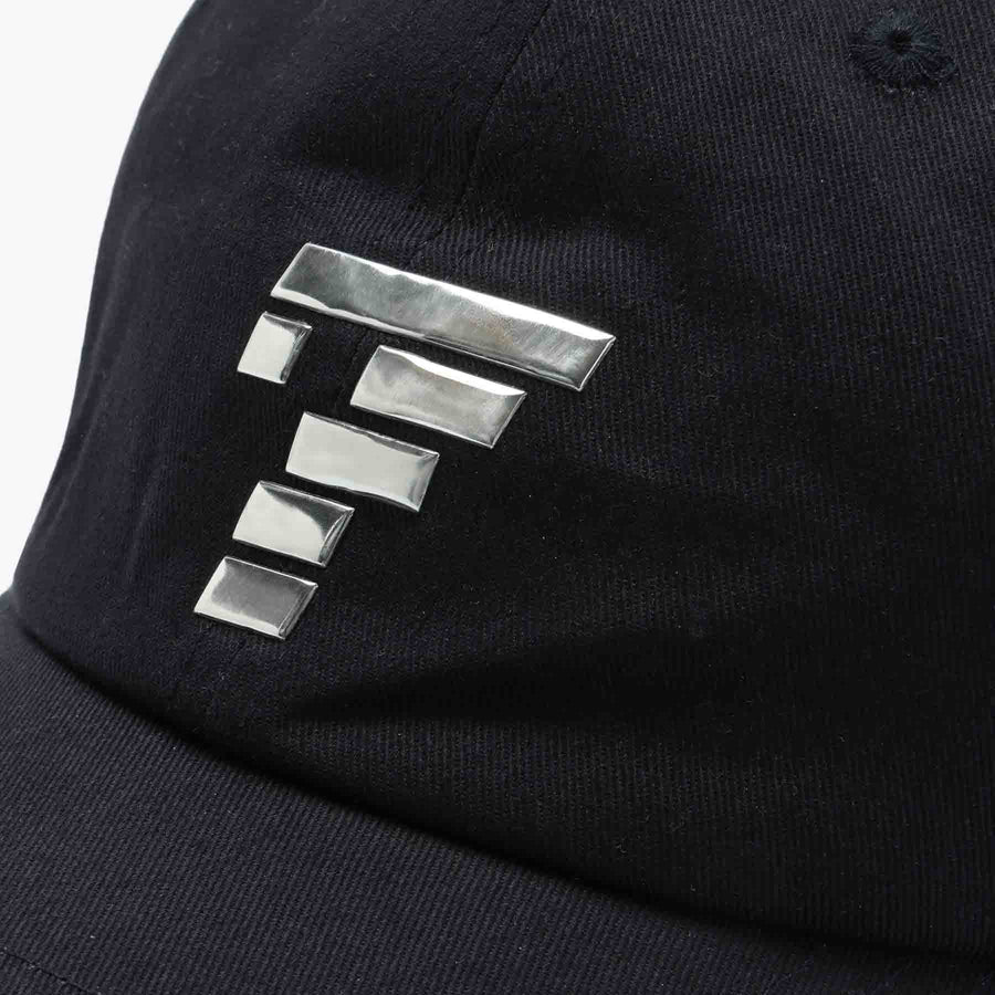 Logo cap