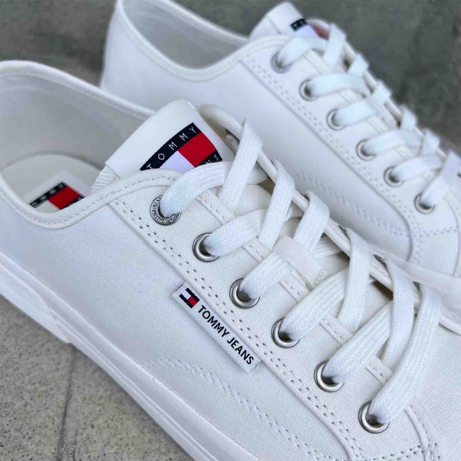 Tjm lace up canvas