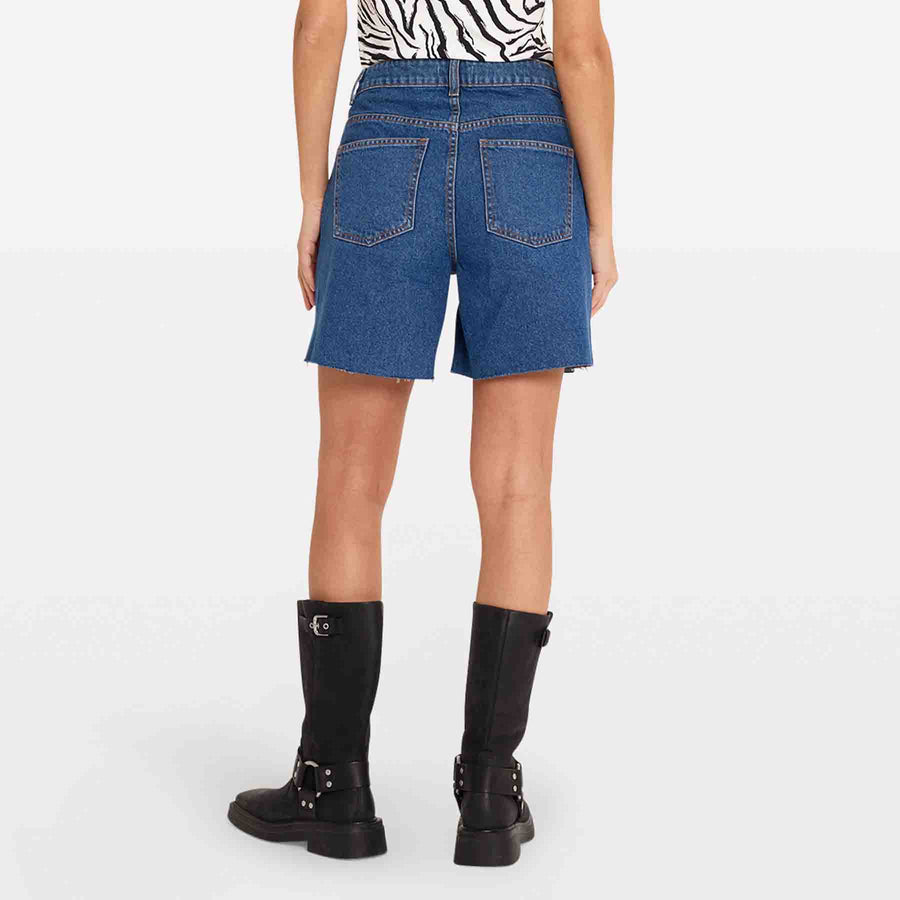 Enbiloba shorts