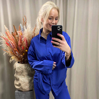 Oversized striped shirtThumbnail