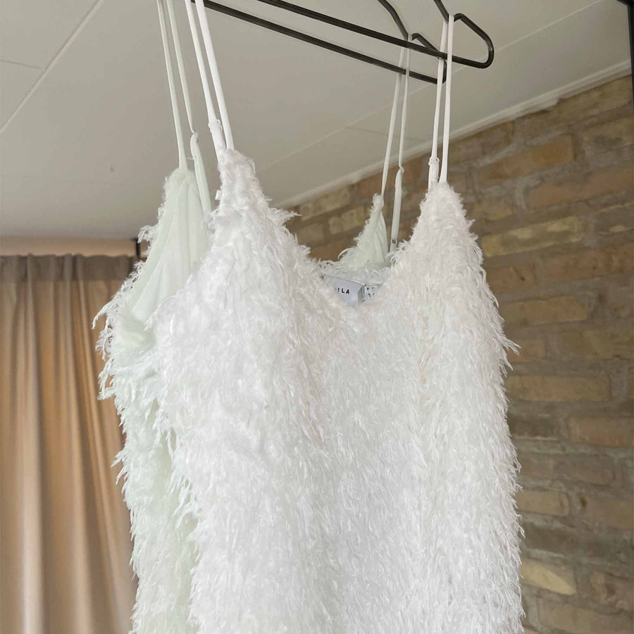 Vibegonia singlet v-neck dress