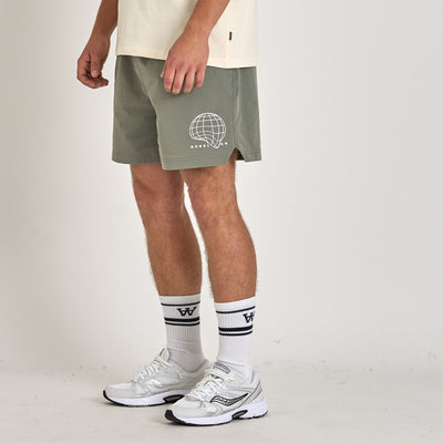 Richard shortsThumbnail