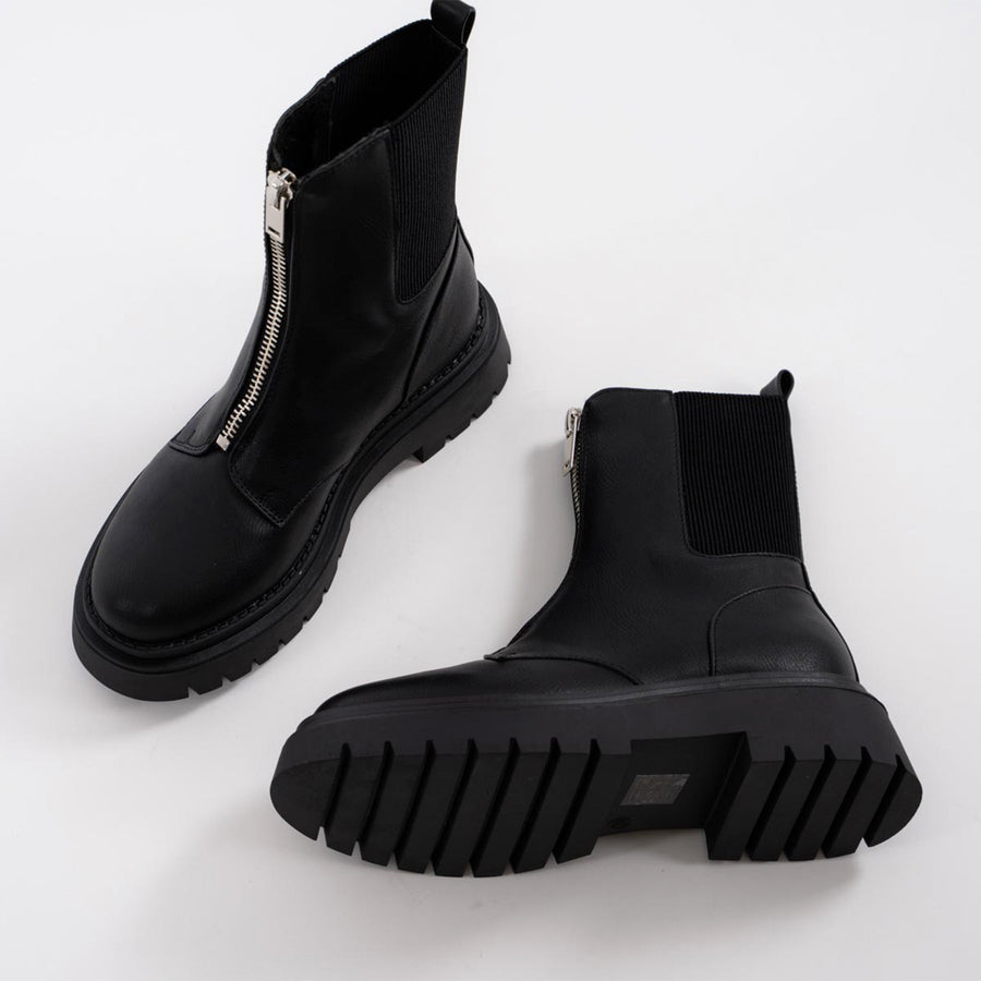 Mia zip boot