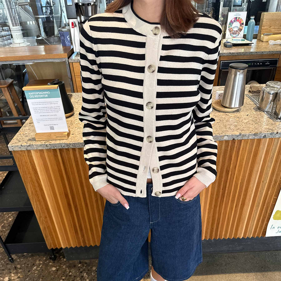 Objester knit cardigan