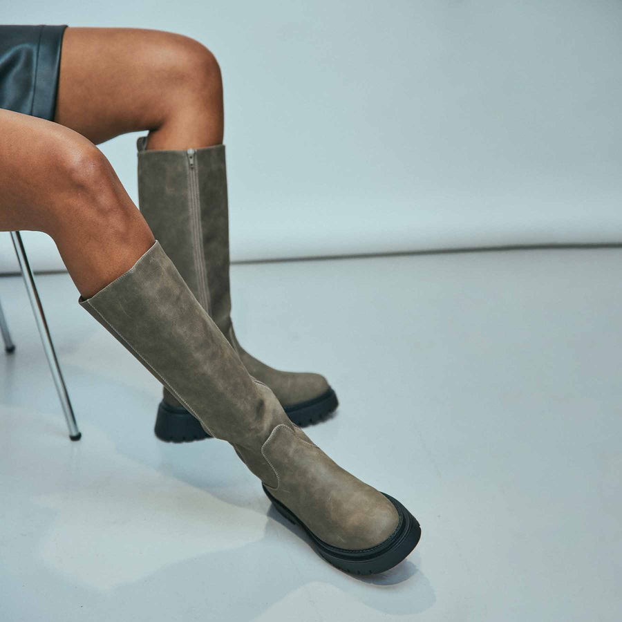 Sisse high boot