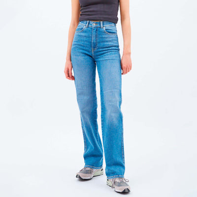 Moxy straightThumbnail