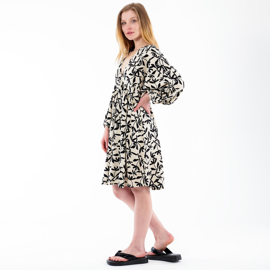 Vikinsley ani 3/4 short dress