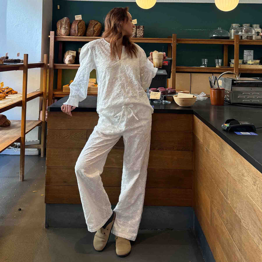 Zenia embroidery pants