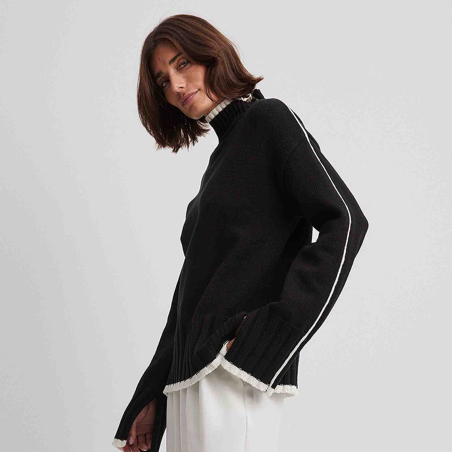 Contrast turtle neck sweater