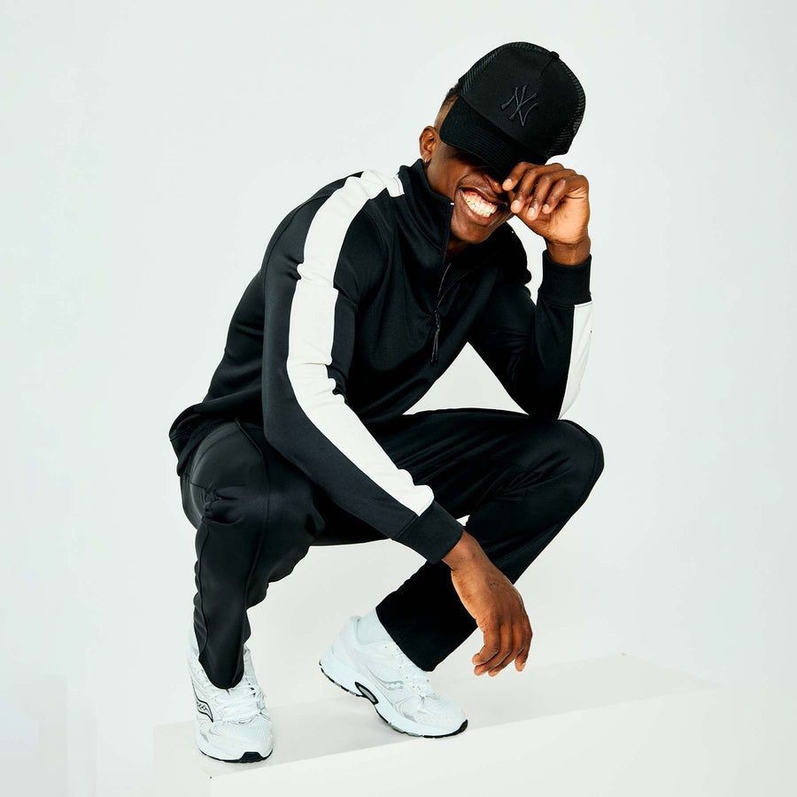 Pierre tape half zip