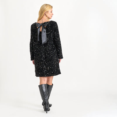 Viaria o-neck open back dressThumbnail