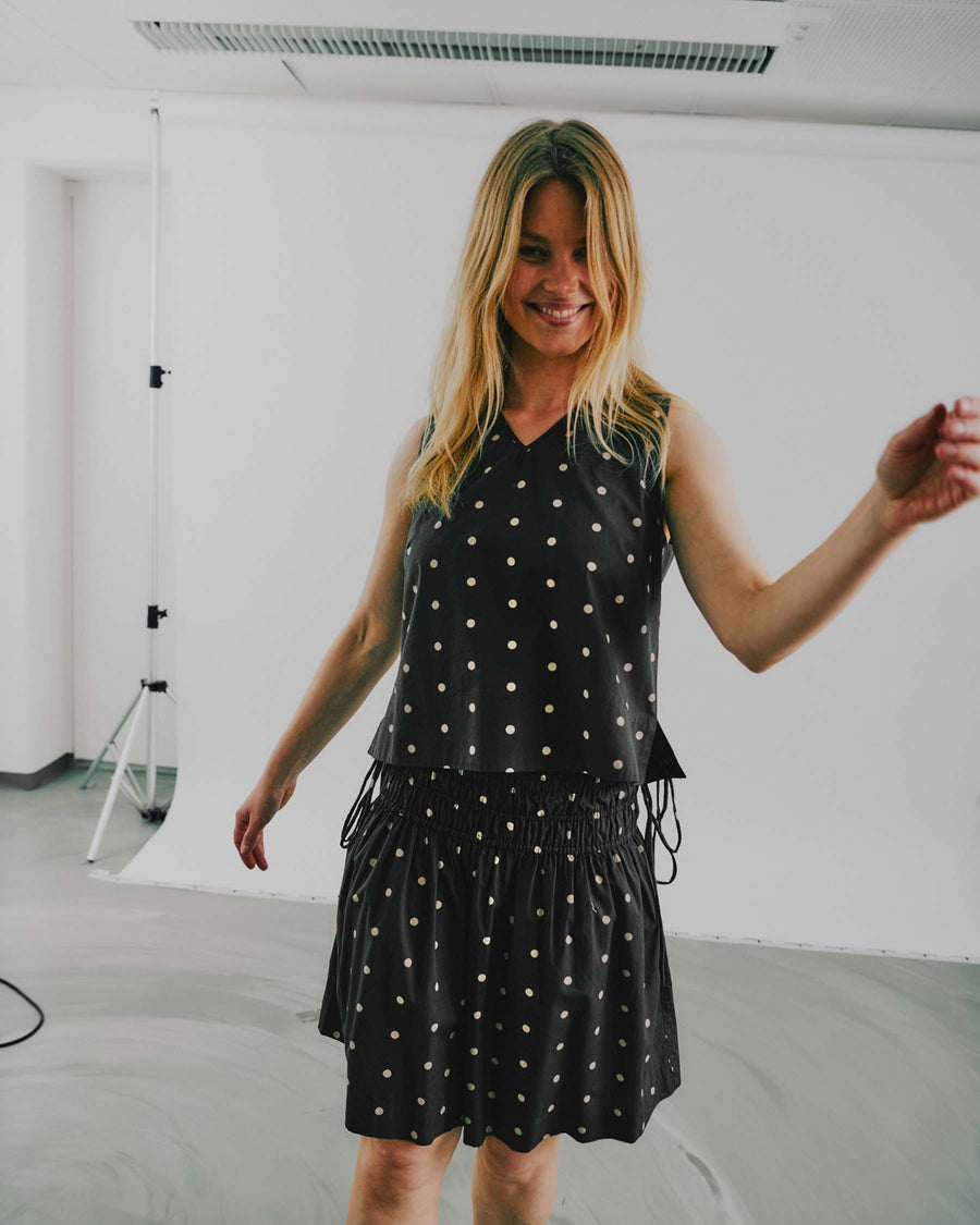 Sariah dot skirt
