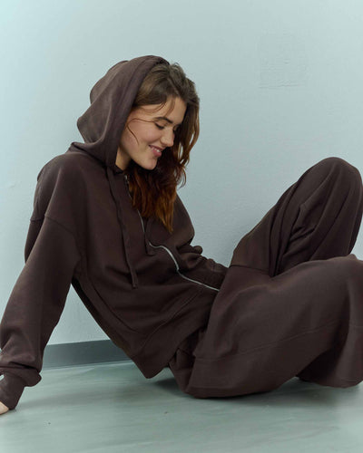 Laura barrel sweatpantThumbnail