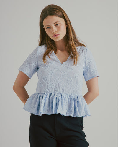 Lio flower teeThumbnail