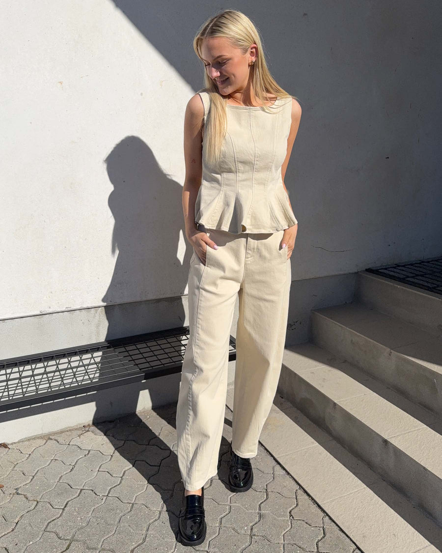 VICHIA HW BARREL JEANS