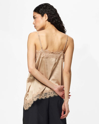 PCNOMI STRAP SATIN LACE TOPThumbnail 
