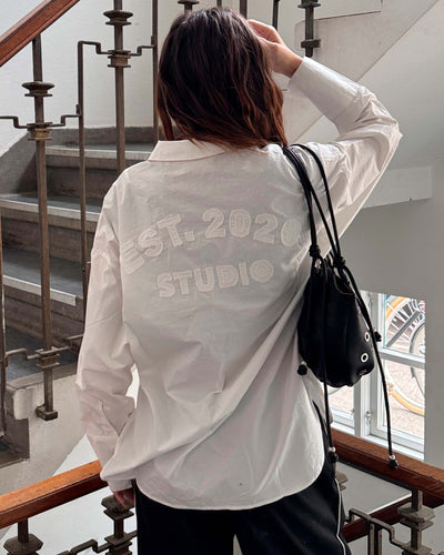 JXHENNA LS POPLIN PATCH SHIRTThumbnail 