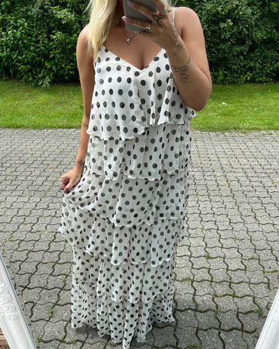 VIHARLEY MAXI DRESSThumbnail 