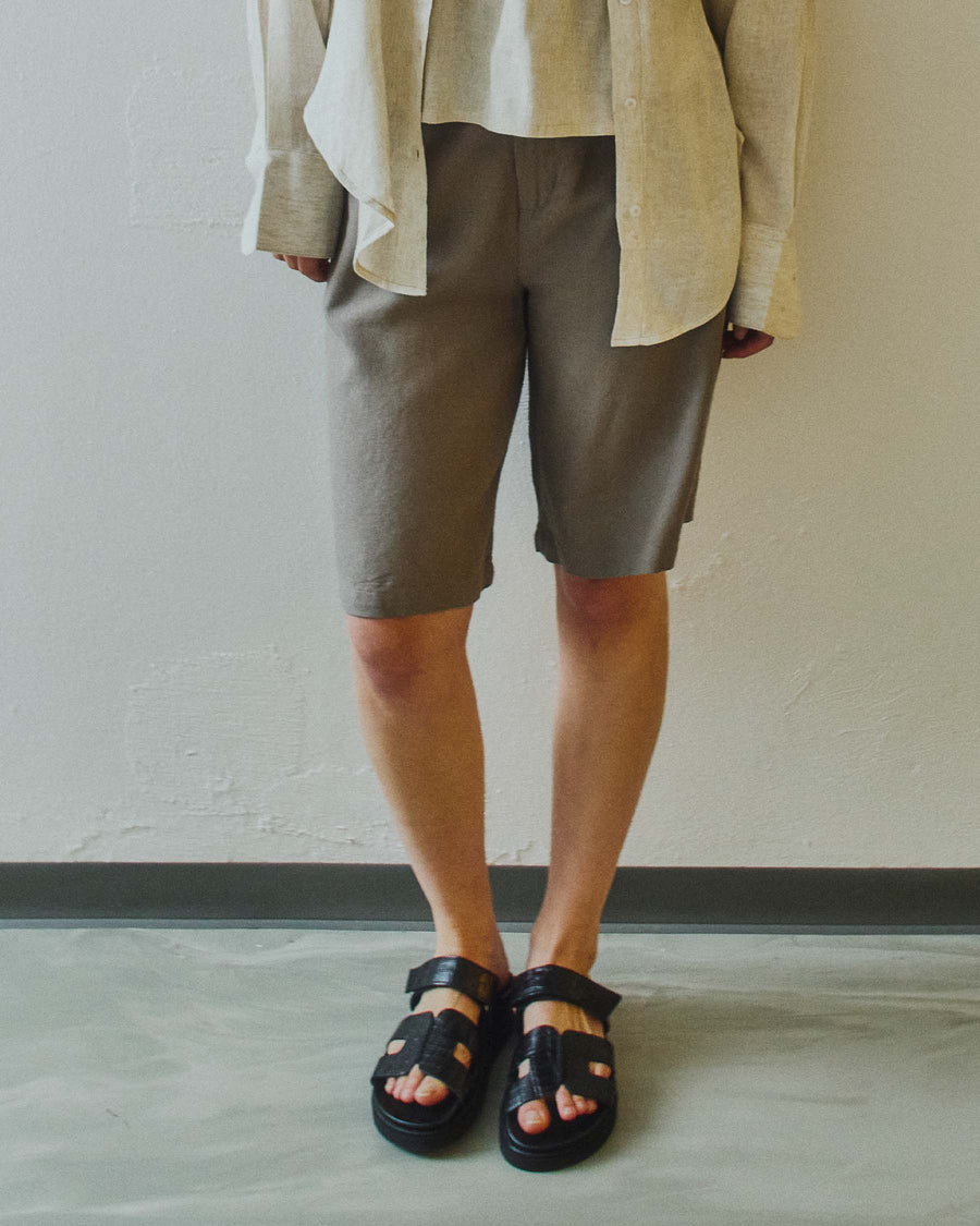 Purnelly linen shorts