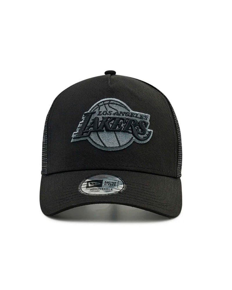 Lakers bob team logo trucker