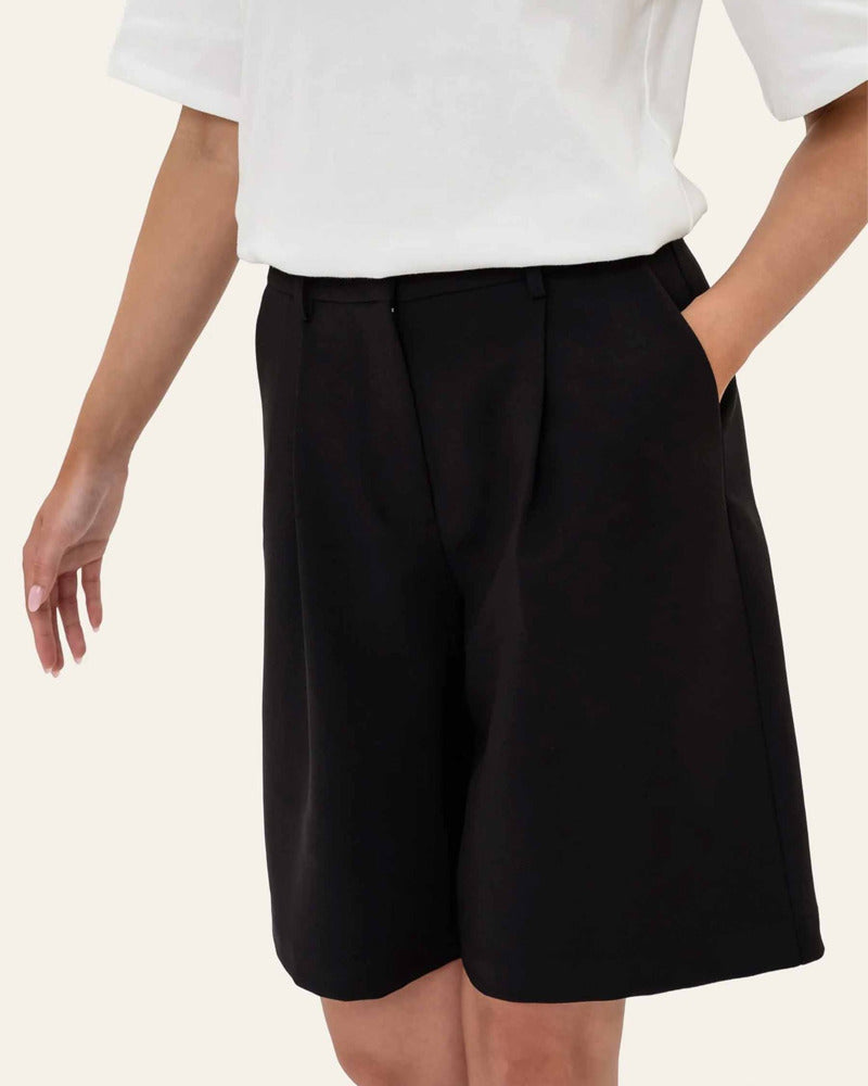 CelinaIC Shorts