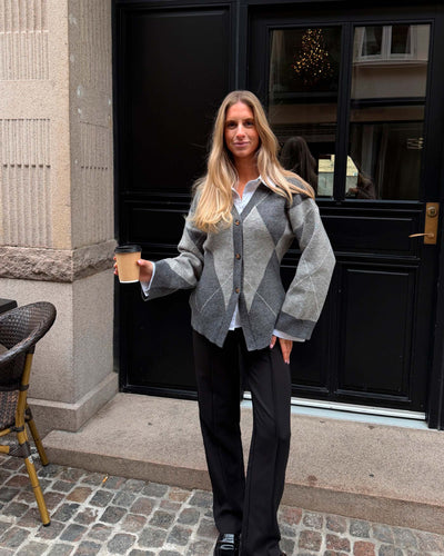 Karmaic fitted cardigan Thumbnail