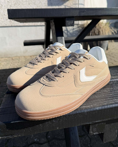 Gavi sneakerThumbnail 