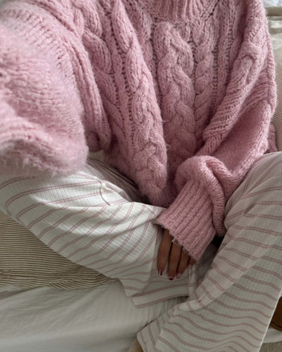 Noraic sweaterThumbnail 