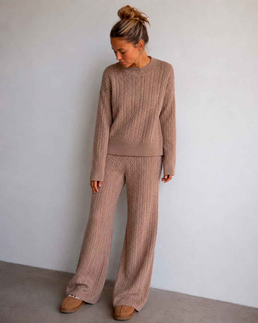 Saga cable knit