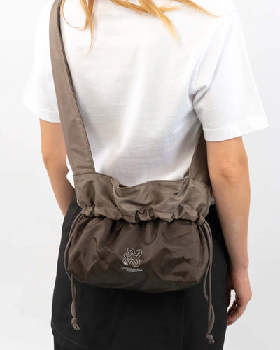 Vandafvisende mini crossbodyThumbnail 