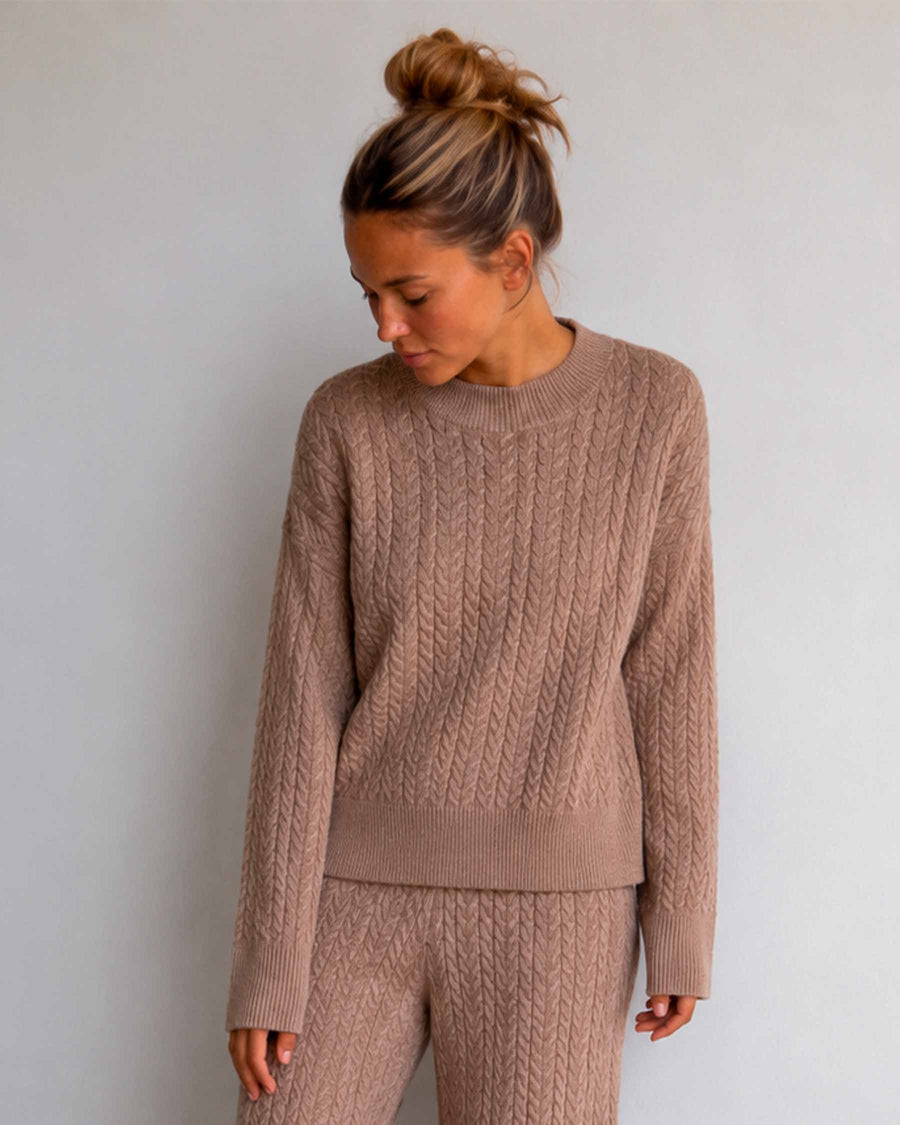 Saga cable knit