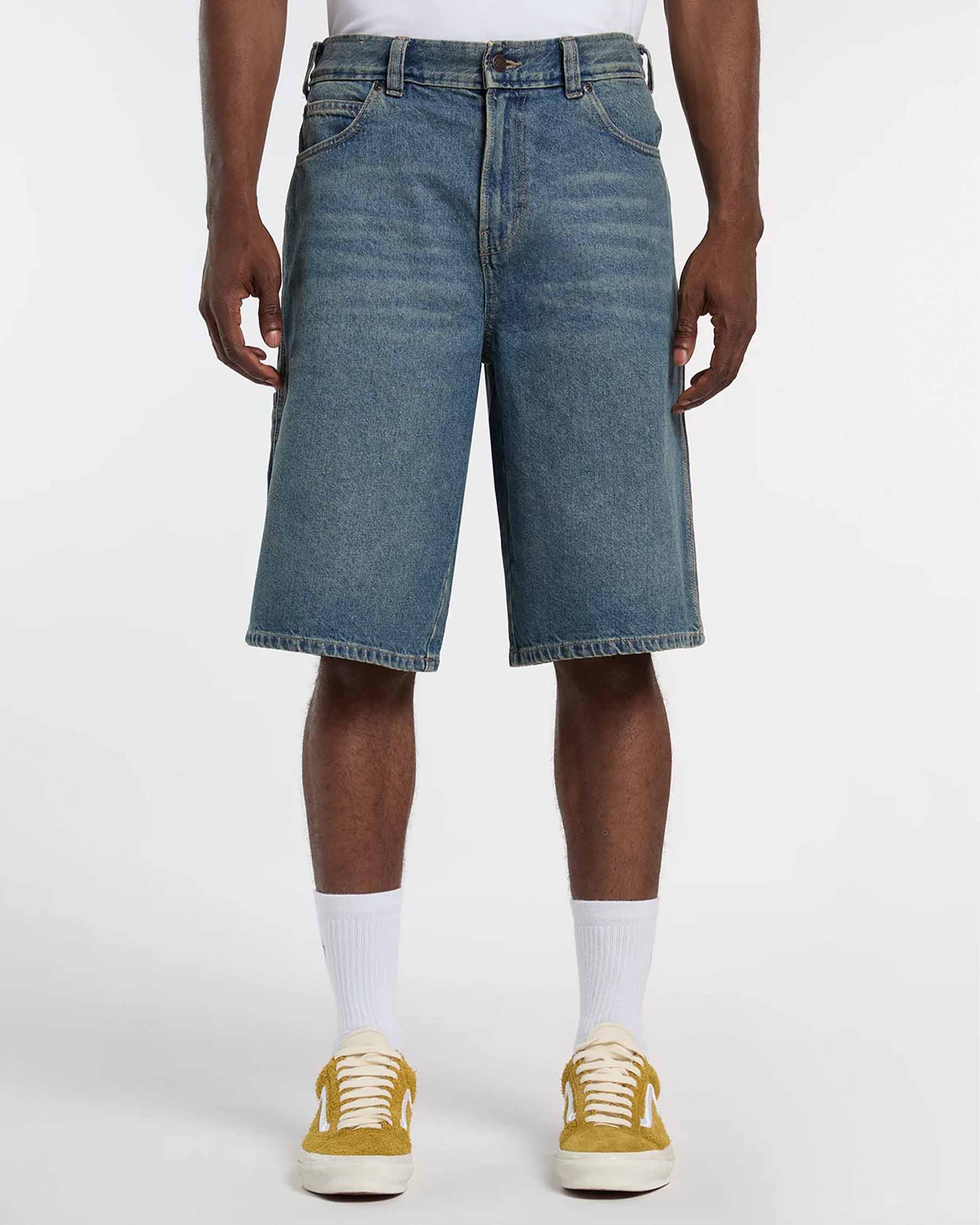 958 LOOSE SHORT – Kings Queens