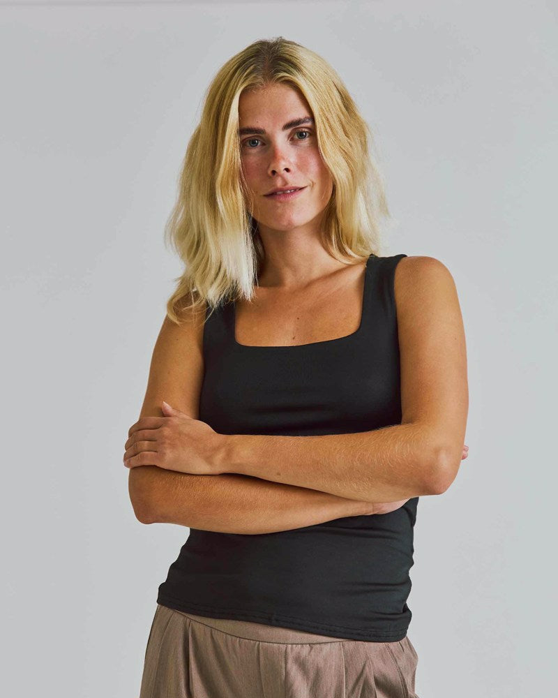 Sigga square top
