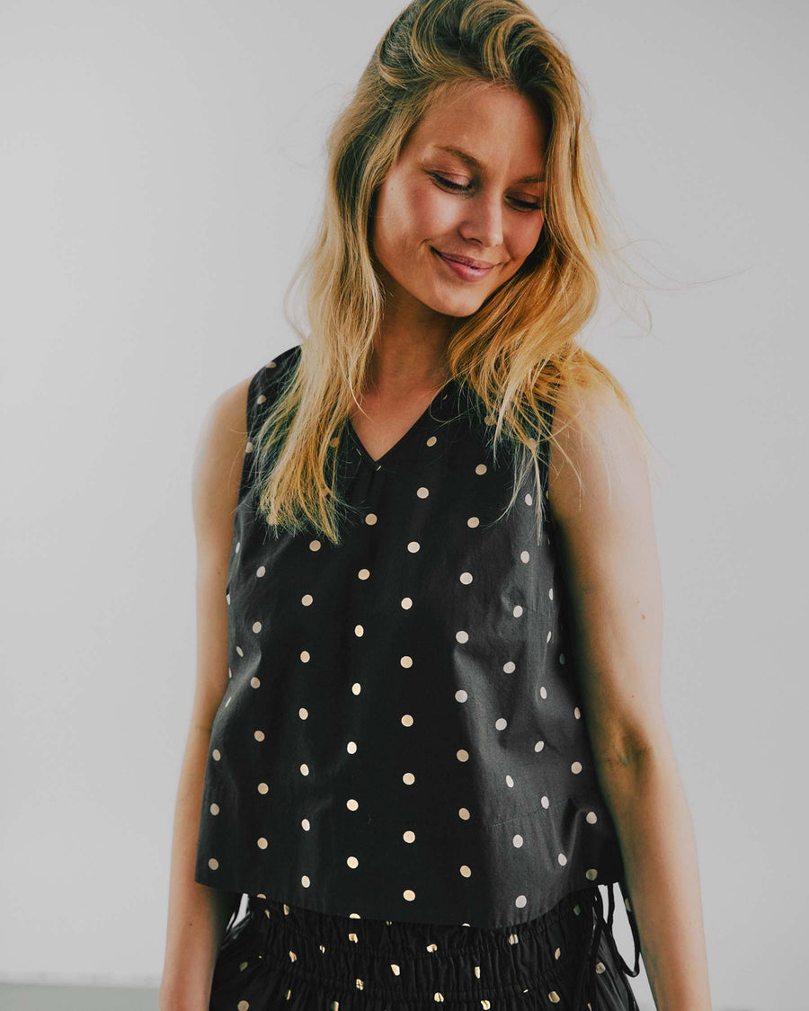Sariah dot top
