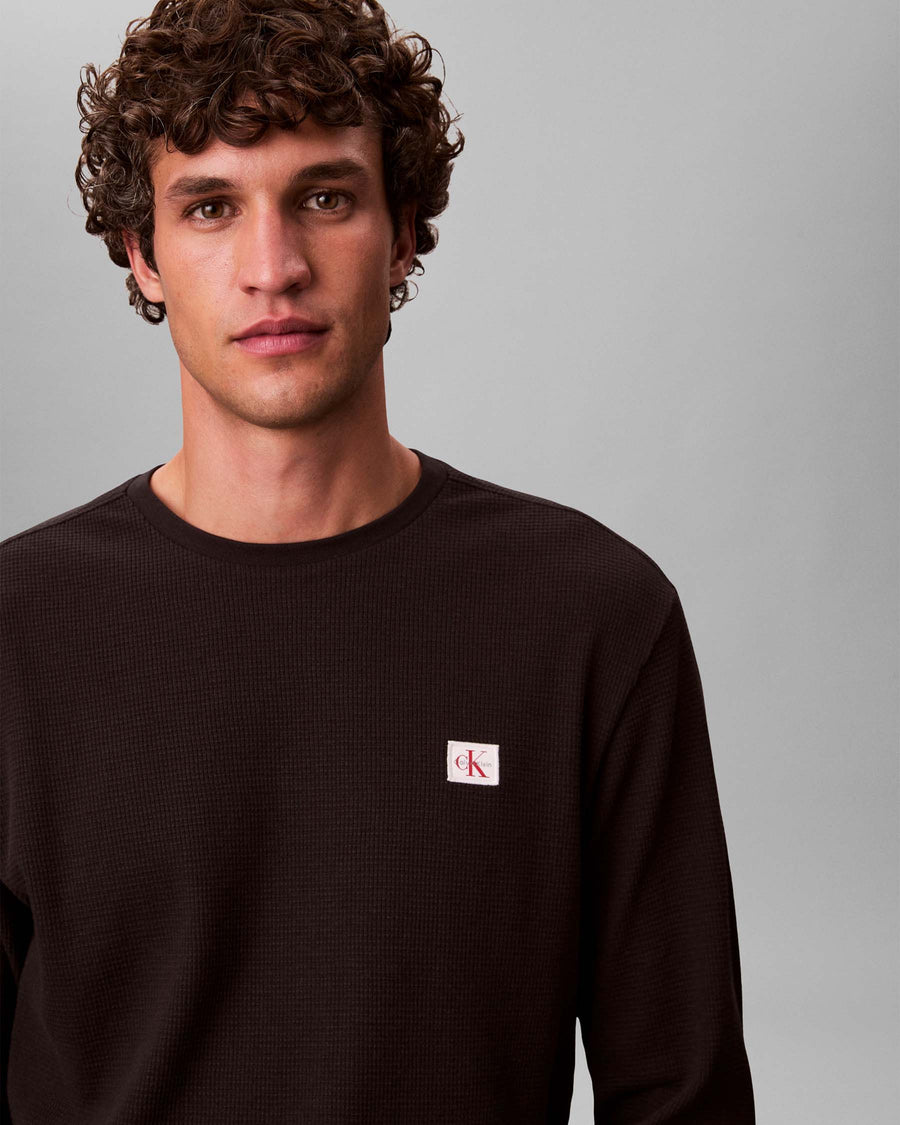 LS WAFFLE BADGE TEE