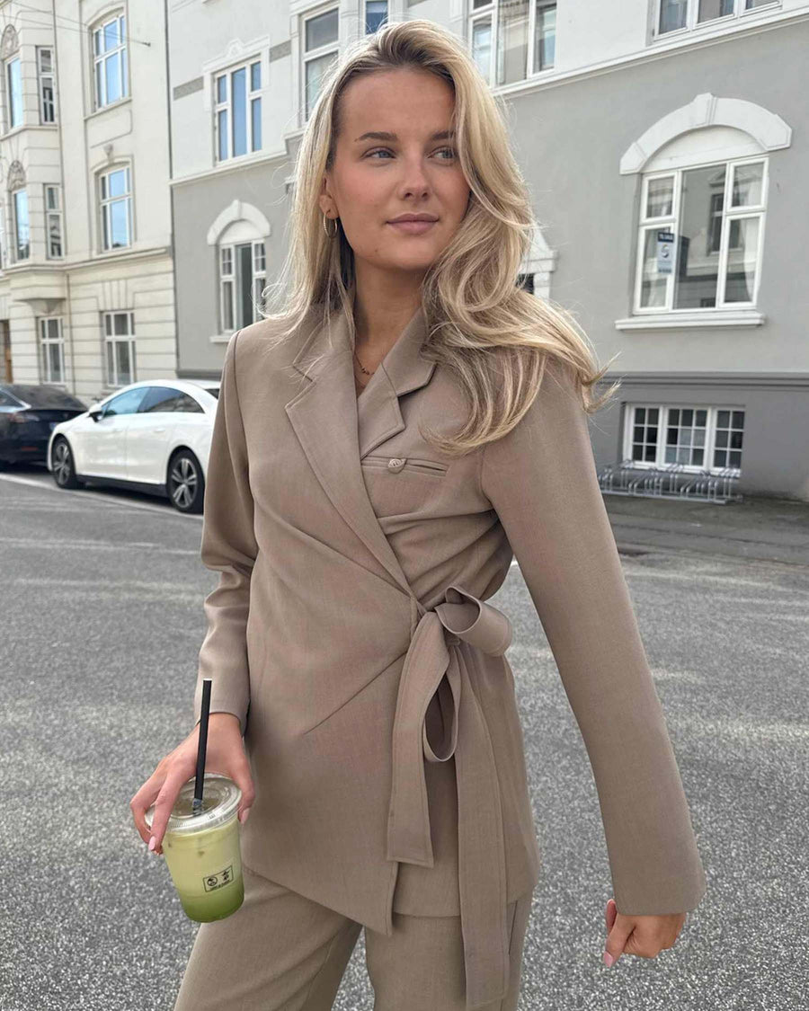 Elinaic blazer