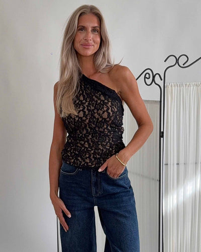 AndreaIC Lace TopThumbnail 